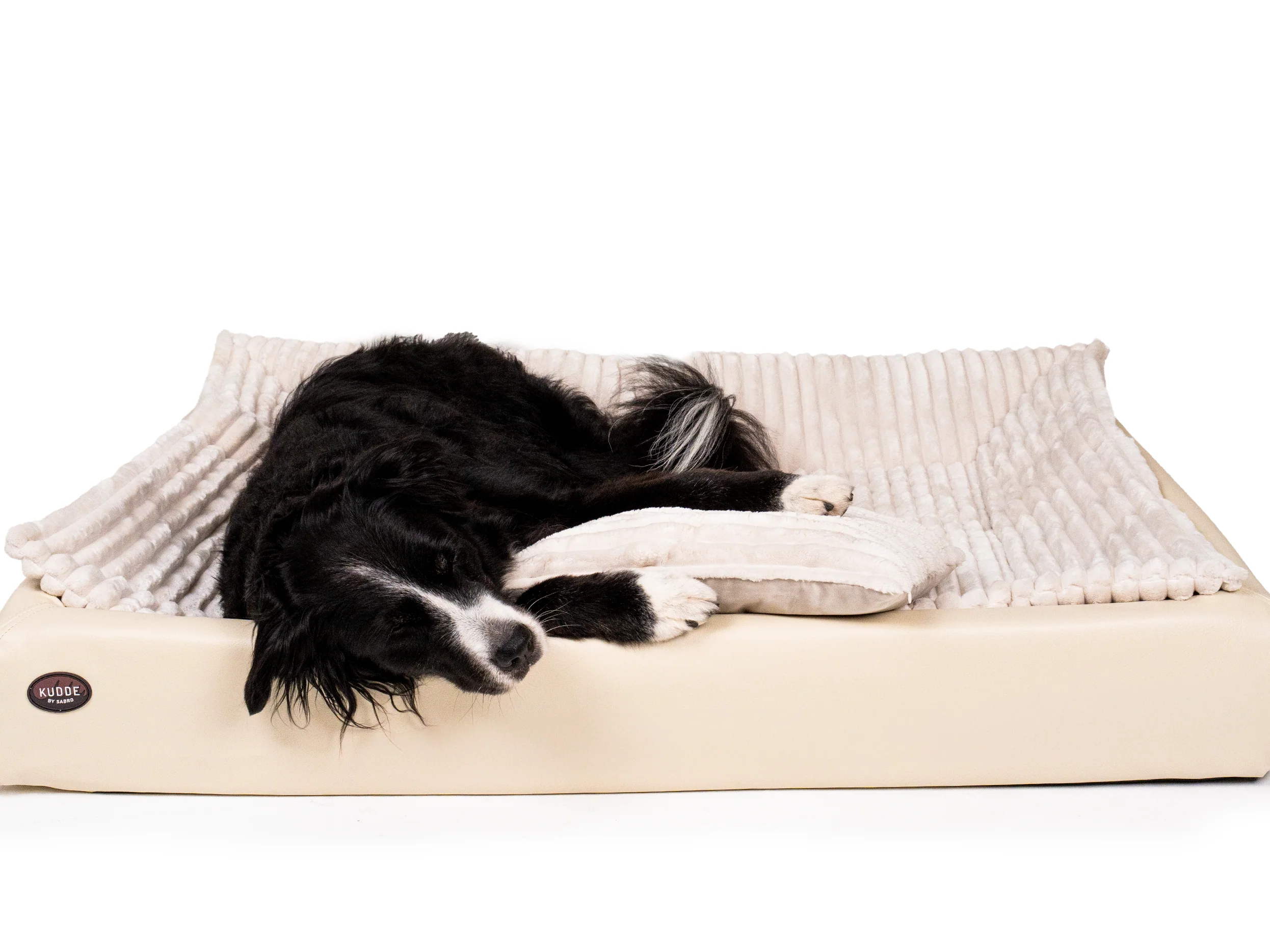 All-In Relax Bundle | KUDDE Hundebett + Einlage & Kissen - Image 16
